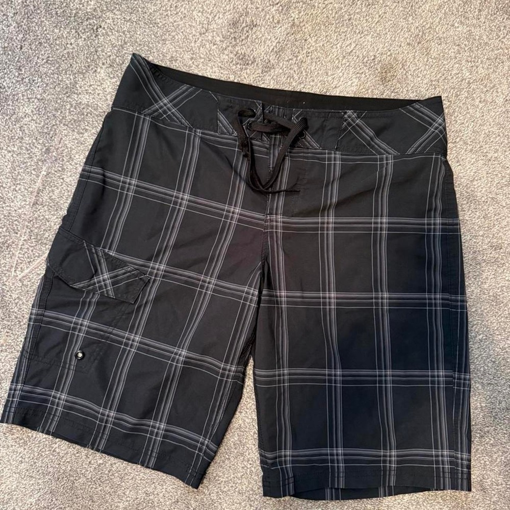 Mossimo Mens Black White Plaid Board Shorts Swim Trunks Size 34 Cargo Pocket